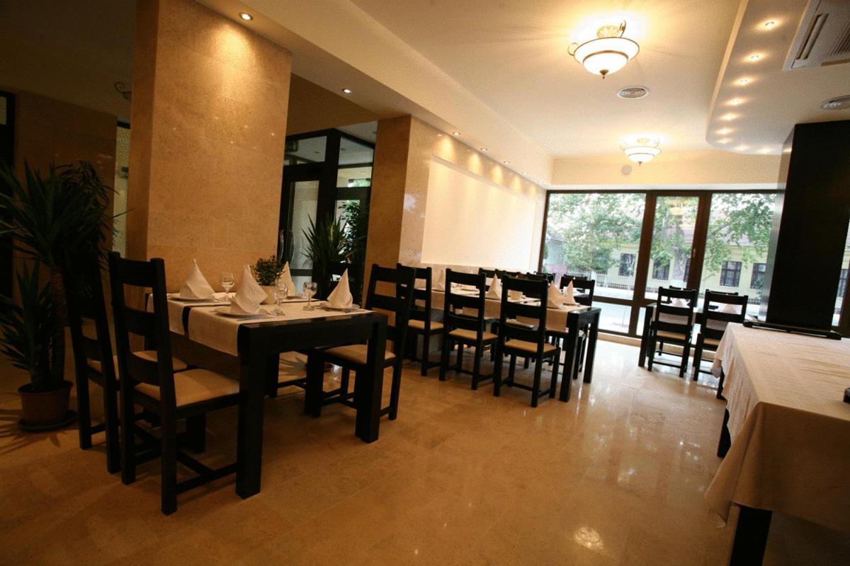 Hotel Crisana Arad Dış mekan fotoğraf