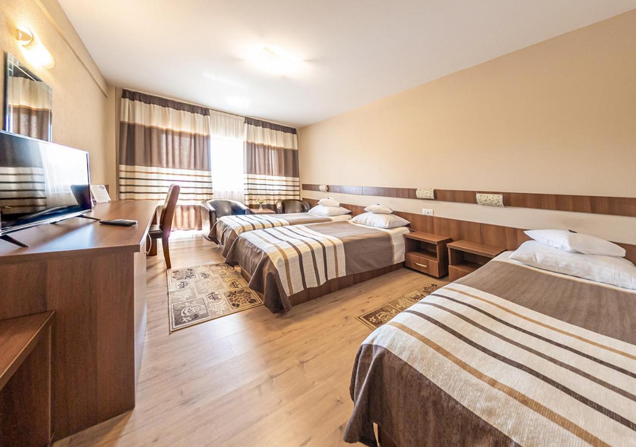 Hotel Crisana Arad Dış mekan fotoğraf